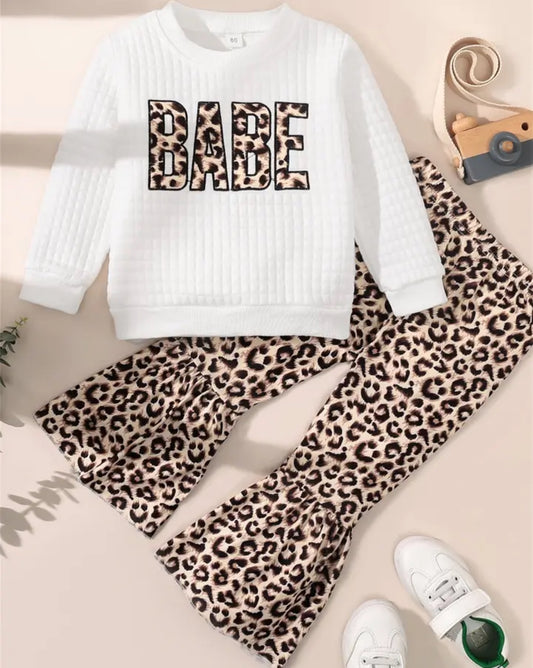 Babe Leopard Outfit