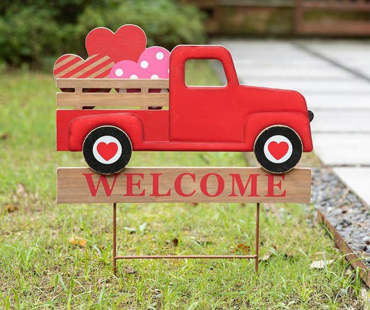Love & Hearts Truck Yard Sign